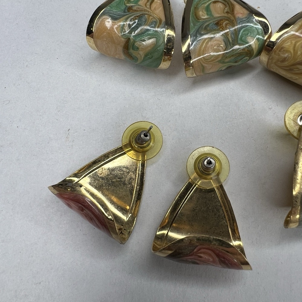 Vintage 80s Post Earrings 4 Pair Enamel Light Weight Multi Color Gold Tone Swirl - Picture 2 of 3